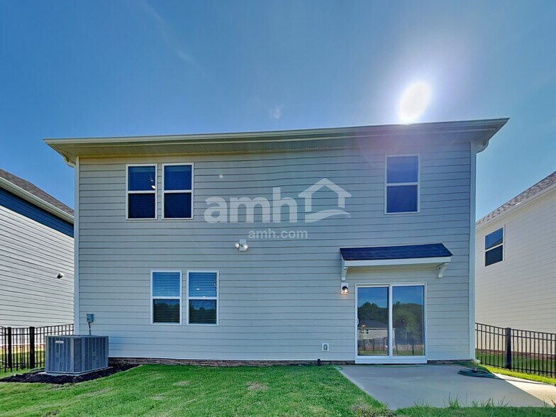 Building Photo - 3511 Lincoln Hts Ln