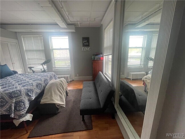 Building Photo - 1115 Delaware Ave