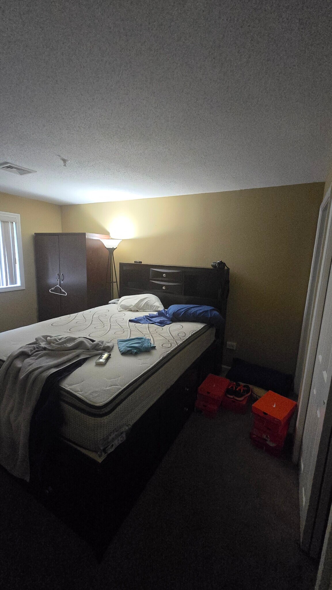 Building Photo - 31 Devereux St