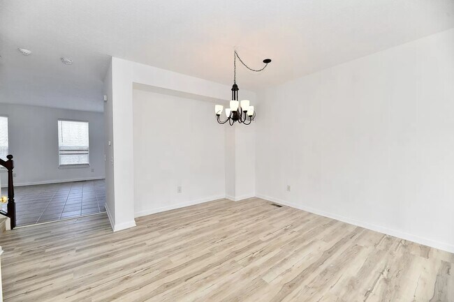 Building Photo - 11888 Esty Way