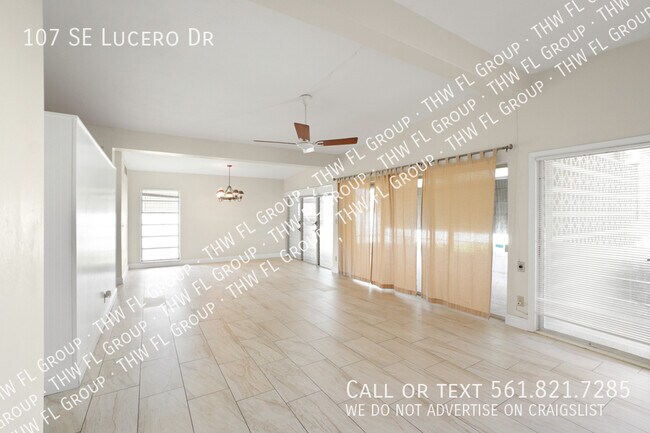 Building Photo - 107 SE Lucero Dr