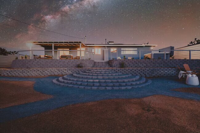 Building Photo - 61470 Granada Dr