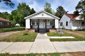 Building Photo - 626 Woodland Ave