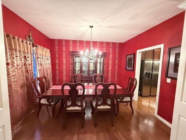 Building Photo - 7798 Wayside Ave