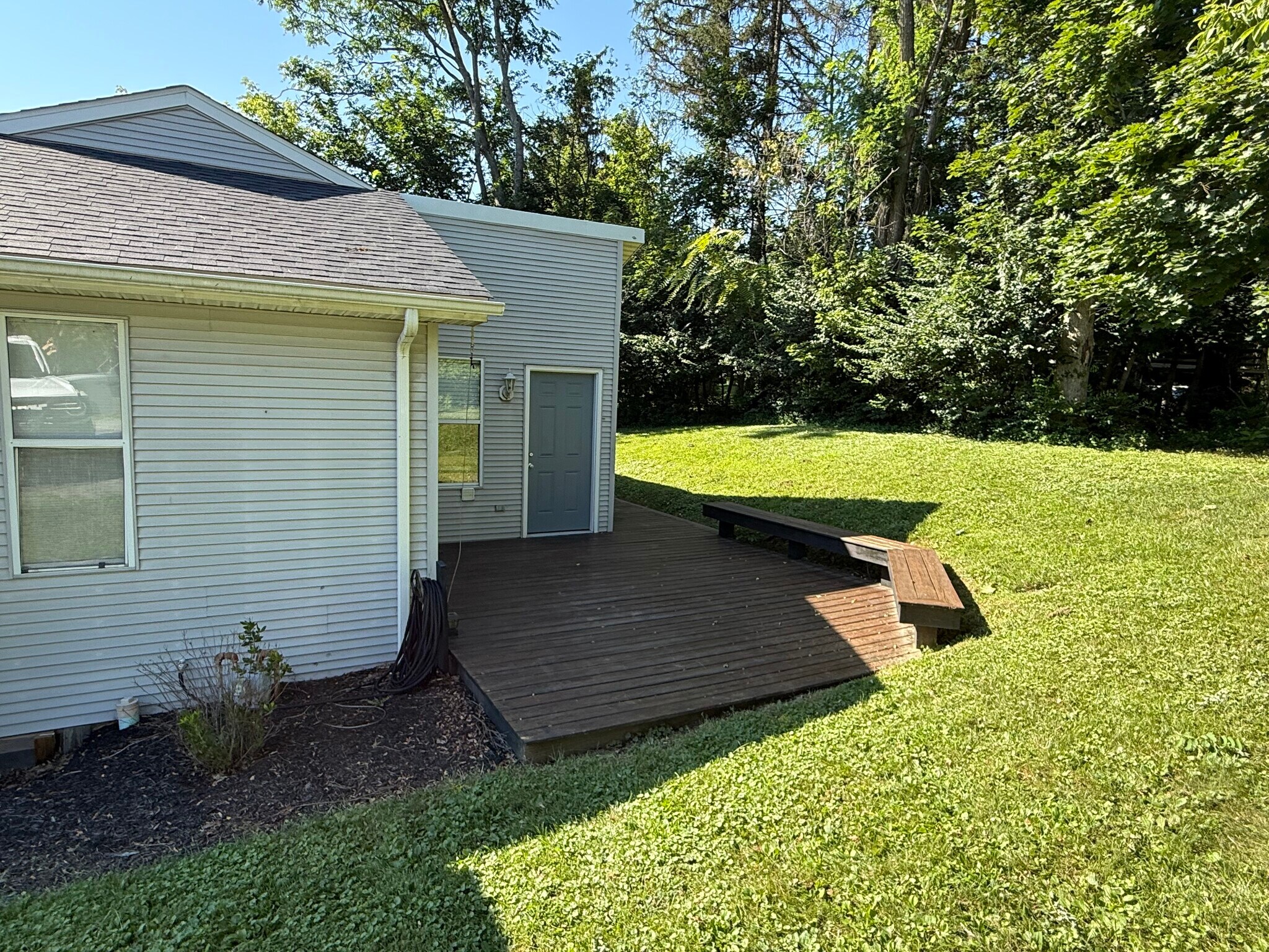 Rear deck - 733 Riley St