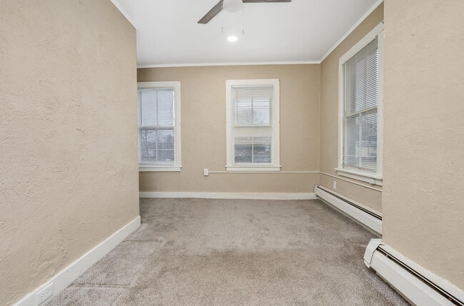 Building Photo - 72 Taylor St