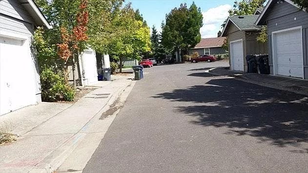 Building Photo - 4436 Alderbury St