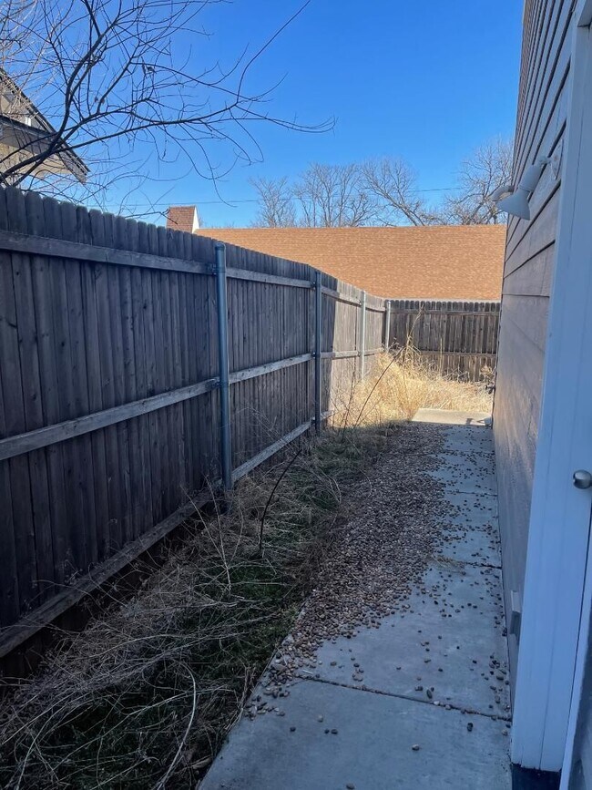 Building Photo - AMAZING CENTRAL NORMAN APARTMENT FOR LEASE