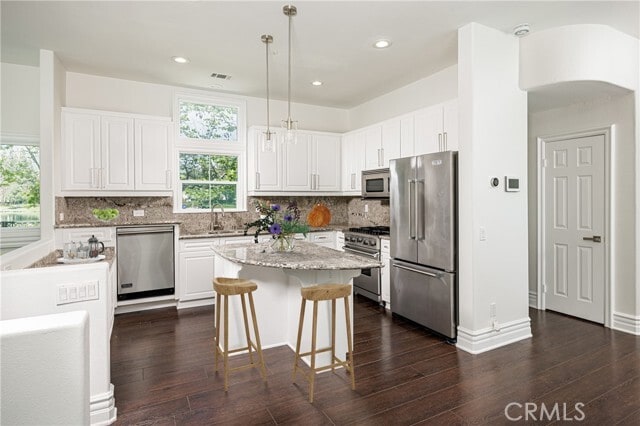 Building Photo - 225 Montana Del Lago Dr