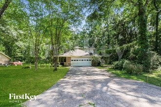 Building Photo - 19092 Lazy Ln