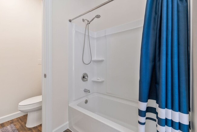 Building Photo - 415 Enclave Ct