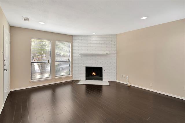 Building Photo - 7650 Kings Ridge Rd