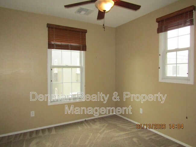 Building Photo - 2626 S Key Biscayne Dr