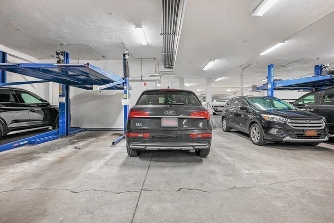 Building Photo - 309 E St