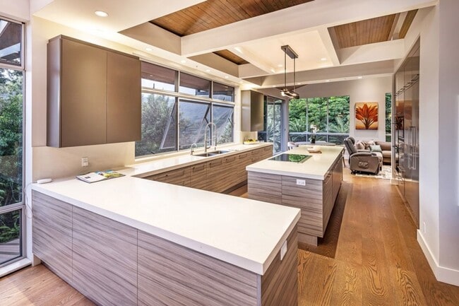Building Photo - 3473 Paty Dr