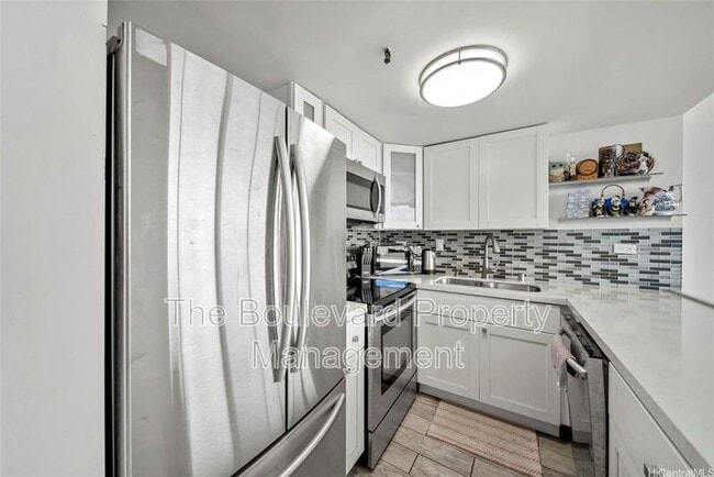 Building Photo - 2499 Kapiolani Blvd