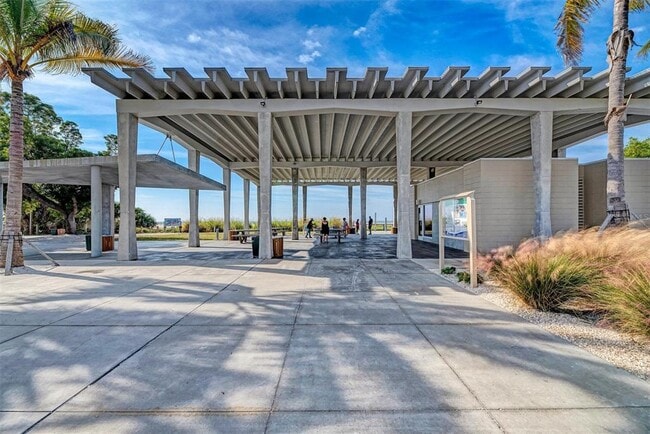 Building Photo - 1224 S View Dr