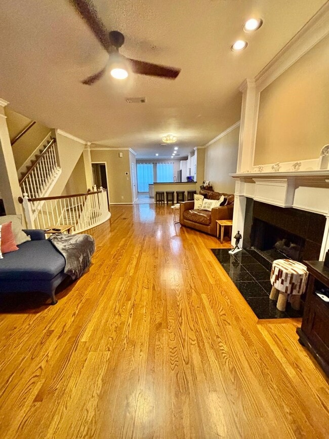 Building Photo - 1310 W Webster St