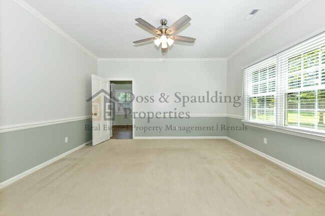Building Photo - 500 Lindley Rd