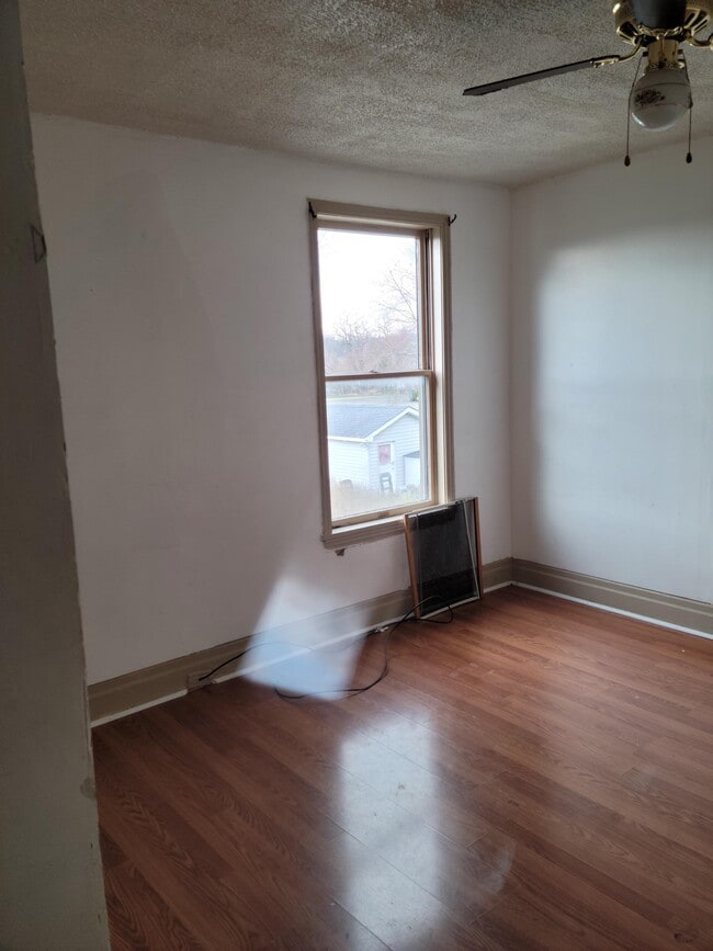 Building Photo - 1326 S Pittsburgh St