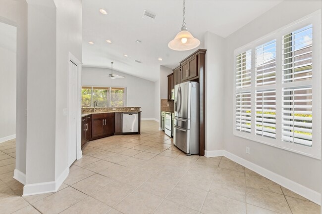 Building Photo - 2228 Terracina Dr