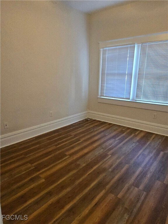 Building Photo - 2029 Clifford St