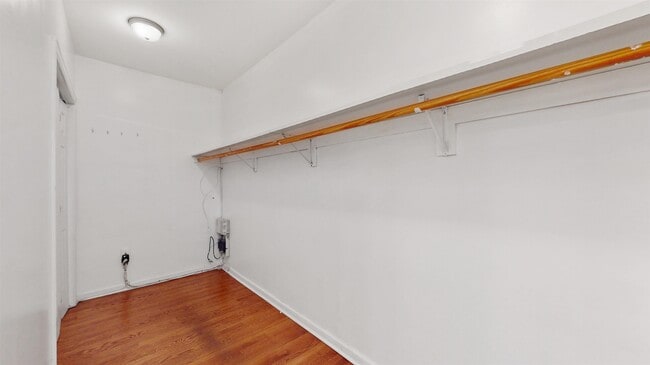 Building Photo - 131 Brunswick St