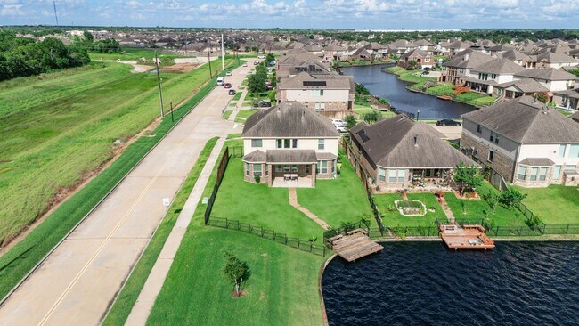 Building Photo - 2202 Anzio Ct