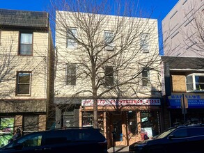 Building Photo - 298 Newark Ave