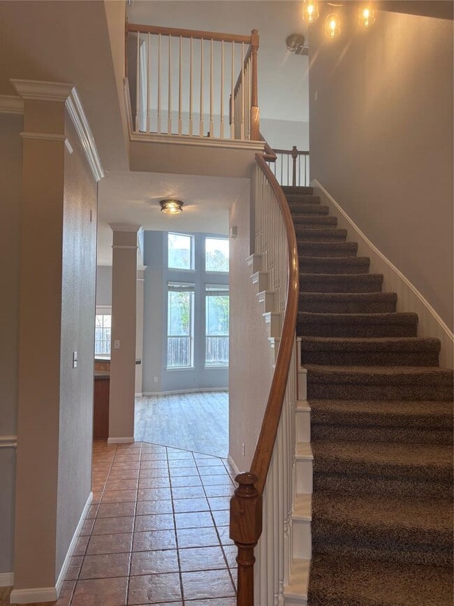 Building Photo - 1704 Lynnville Trail