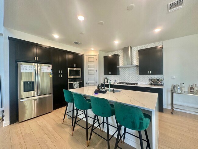 Building Photo - 137 Alfalfa Dr