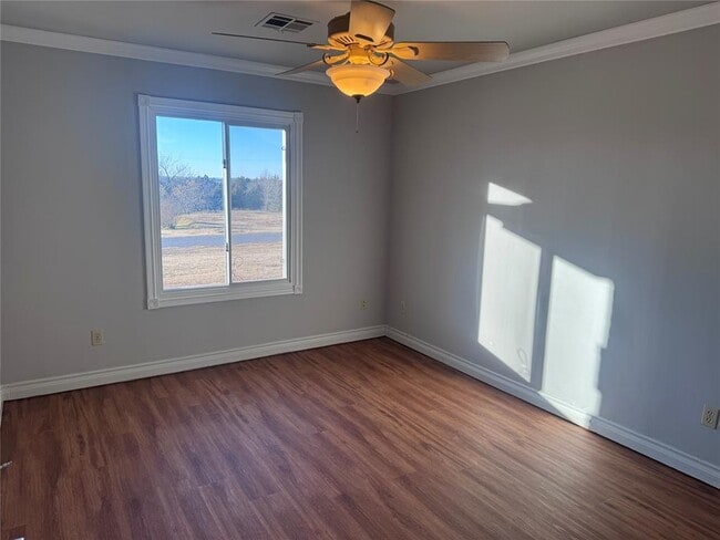 Building Photo - 5104 Triplett Rd