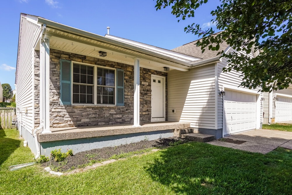 Building Photo - 5215 Oldshire Rd