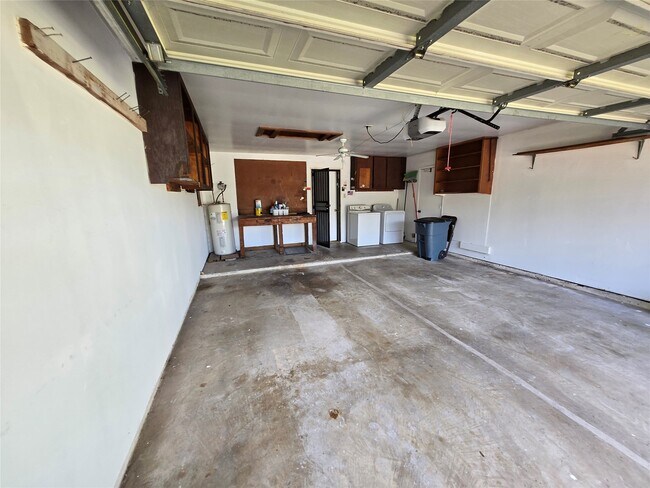 Building Photo - 7615 Fur Market Dr