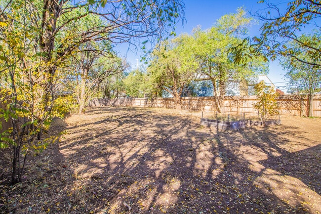 Building Photo - 4602 Detroit Ave