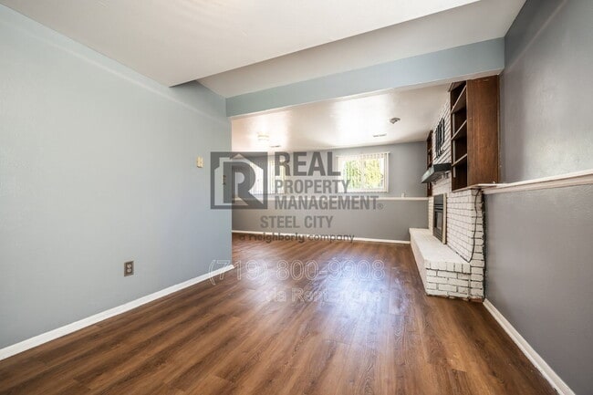 Building Photo - 4314 Blueflax Dr