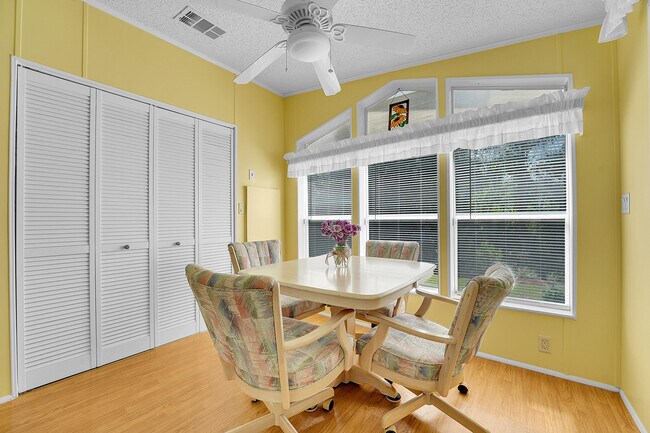 Building Photo - 22 Santa Maria Way