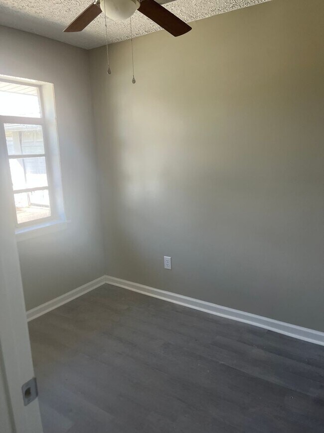 Building Photo - Come Spring into your New Home!