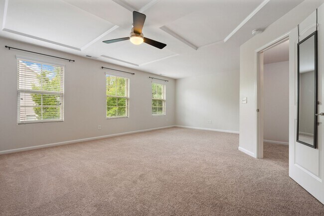 Building Photo - 72 Argonaut Dr
