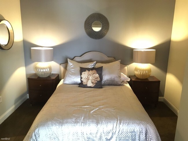 Building Photo - 26 S Calvert St