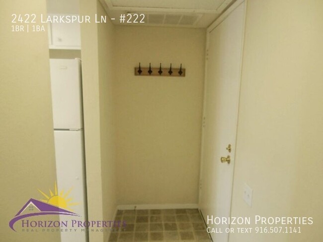 Building Photo - Unique 1 Bed 1 Bath 760sqft 2nd Floor Arde...