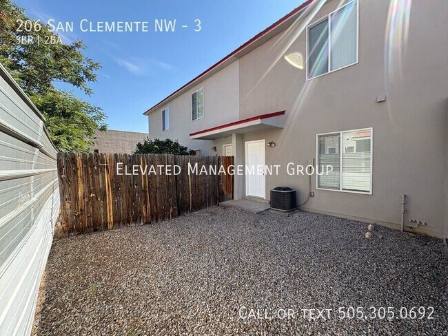 Building Photo - 206 San Clemente Ave NW