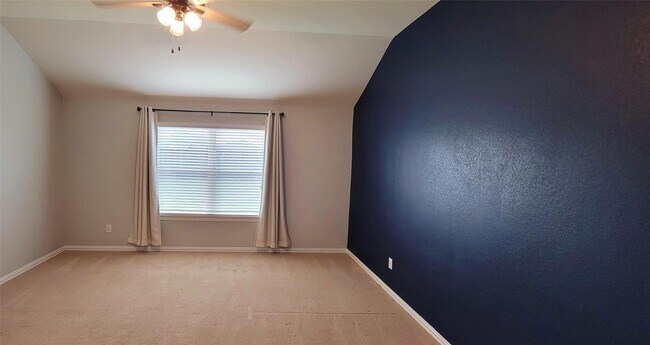 Building Photo - 3519 Fern Footpath Ln