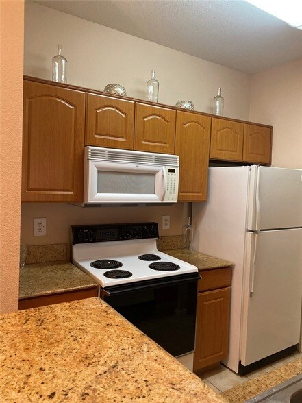 Building Photo - 3231 Allen Pkwy