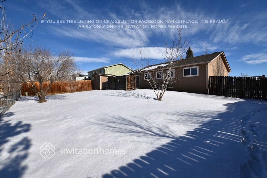 Building Photo - 9739 Steele St