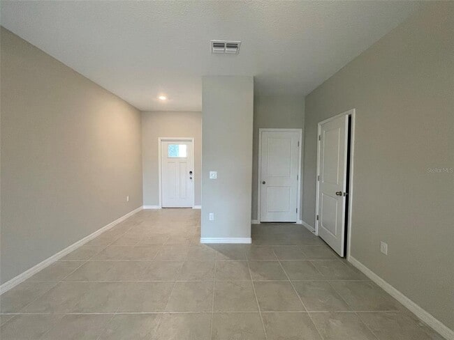 Building Photo - 3553 Bellmeade Ct