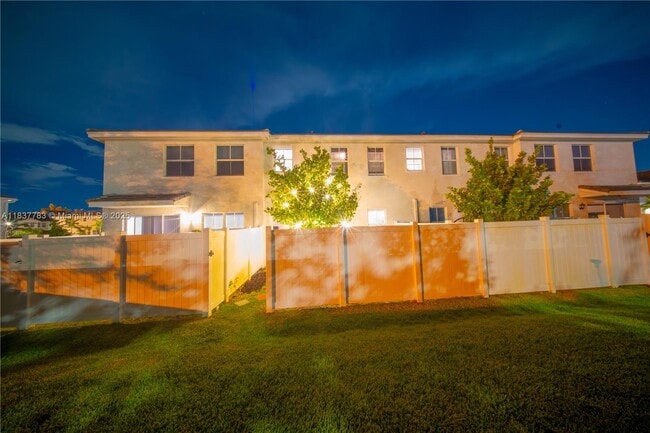 Building Photo - 138 SW 171st Terrace