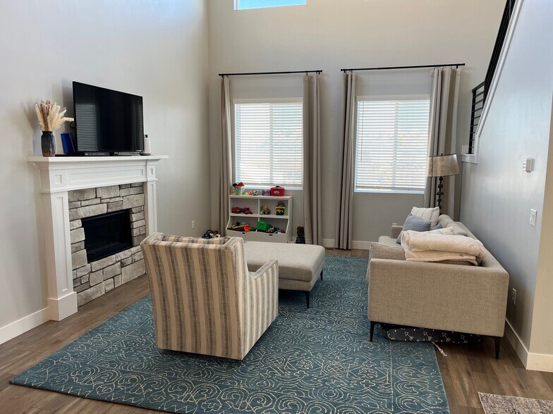 Building Photo - 14193 Brook Heights Cir