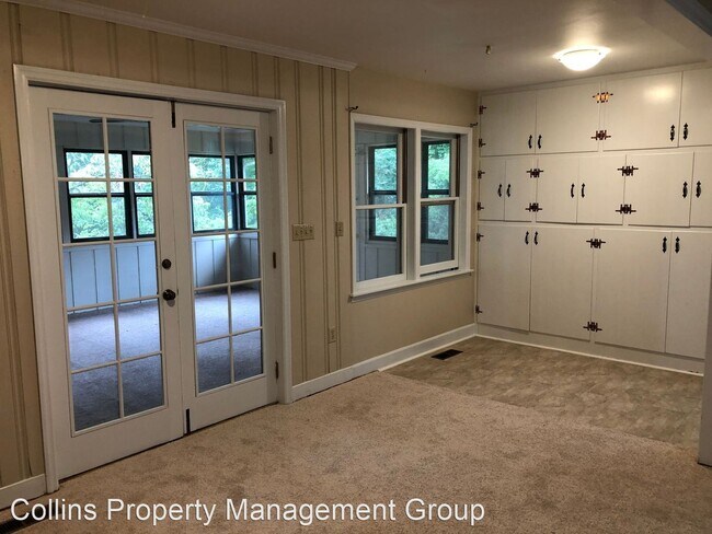 Building Photo - 4 br, 3 bath House - 1489 Enota Avenue