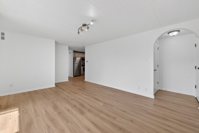 Building Photo - 1108 Mercury Dr